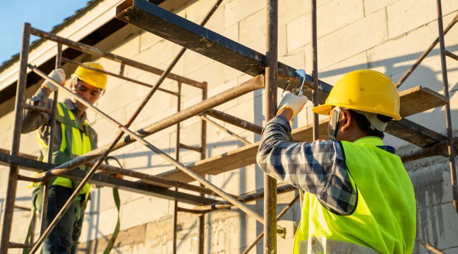 Professional residential roofers in Huron, IN